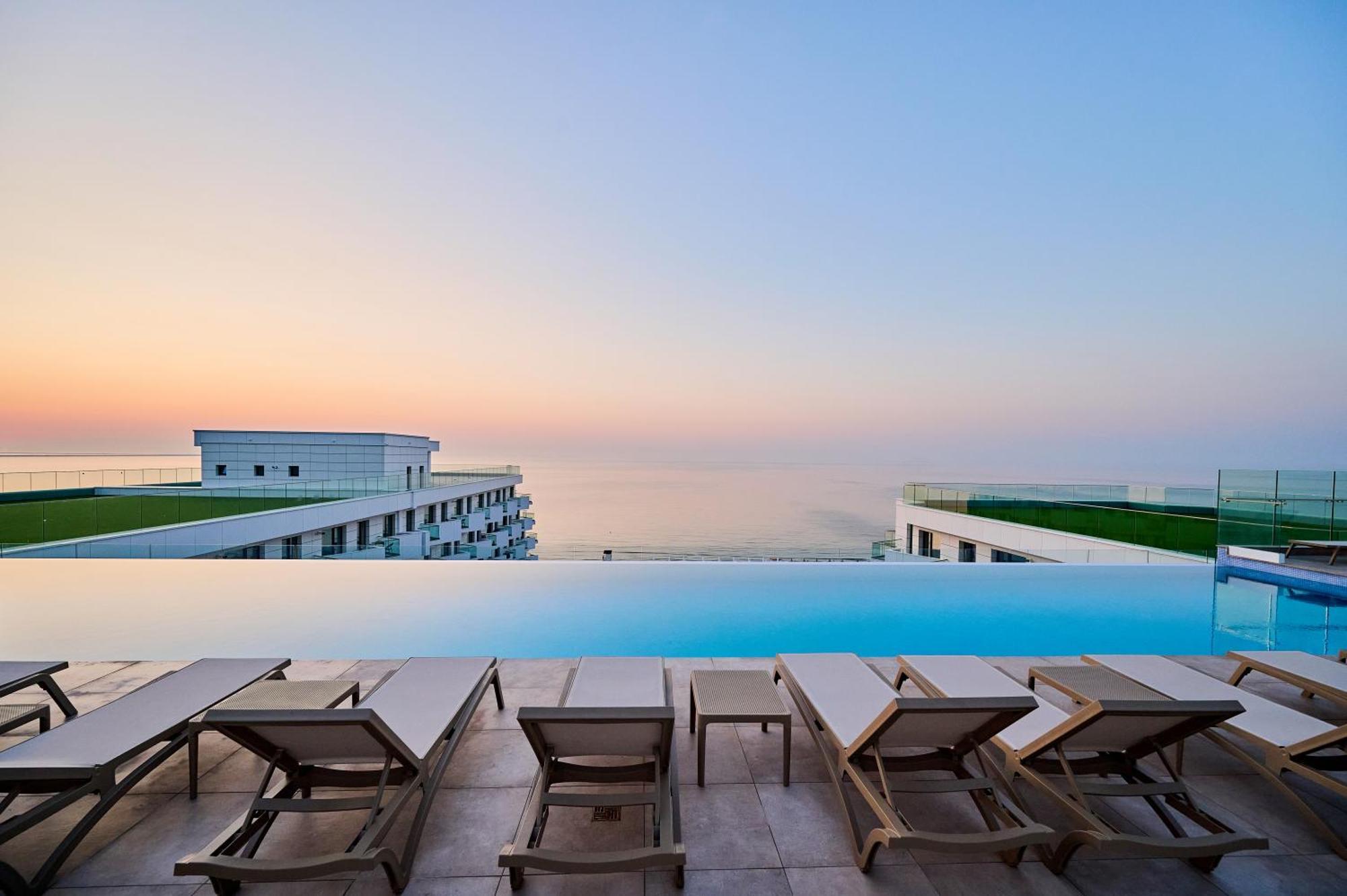 Arrogance Queen Studio - Infinity Pool & Spa Năvodari Exterior foto